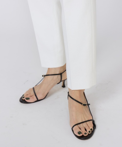 INED（イネド）の「シェルタリングドライ 美脚テーパードパンツ（その他パンツ・レディース・ネイビー/ベージュ/ブルー/オフホワイト・7号/11号/9号）」の21枚目の写真