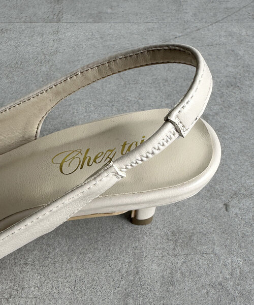 Chez toi(シェトワ)の「スクエアプレートミュール(パンプス・レディース・ブラック/ベージュ/シルバー・SMALL/MEDIUM/LARGE)」の12枚目の写真