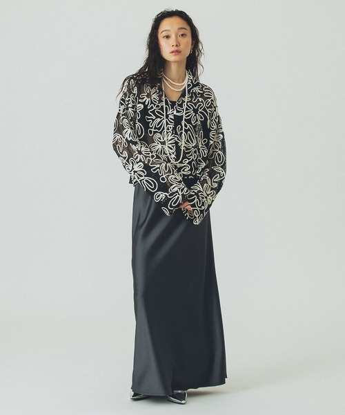 ROSE BUD（ローズバッド）の「【WEB・一部店舗限定】CORDING EMBROIDERY SHIRT（シャツ/ブラウス・レディース・ブラック/ホワイト/グリーン・ONE SIZE）」の18枚目の写真