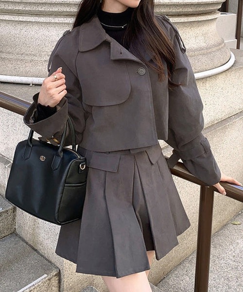 ショート丈トレンチコート