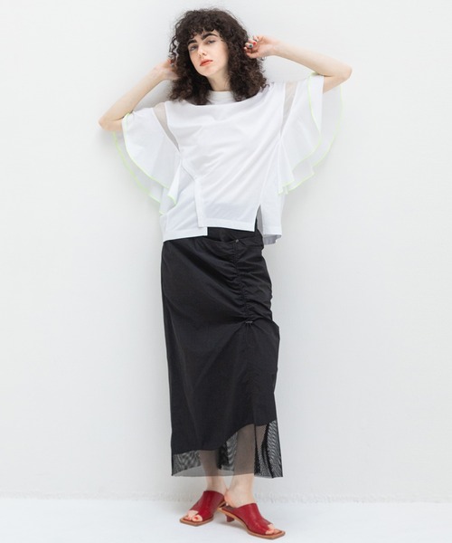 AULA AILA（アウラアイラ）の「ラッフルスリーブTシャツ（Tシャツ/カットソー・レディース・ブラック/オフホワイト/レッド・0）」の10枚目の写真