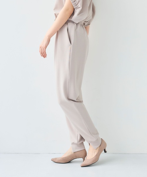 CROSS FUNCTION（クロスファンクション）の「《シワになりにくい》【セットアップ】カットジョーゼット前スリットジョガーパンツ【CF/クロスファンクション】（その他パンツ・レディース・ライトグレー/ブラック・LL/L/M）」の13枚目の写真