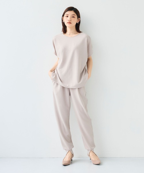 CROSS FUNCTION（クロスファンクション）の「《シワになりにくい》【セットアップ】カットジョーゼット前スリットジョガーパンツ【CF/クロスファンクション】（その他パンツ・レディース・ライトグレー/ブラック・LL/L/M）」の16枚目の写真