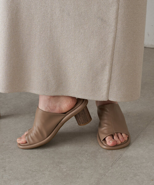 Jena espace merveilleux（ジェナ　エスパスメルヴェイユ）の「サムホールサンダル（サンダル・レディース・ブラック/ブラウン・MEDIUM/LARGE）」の9枚目の写真