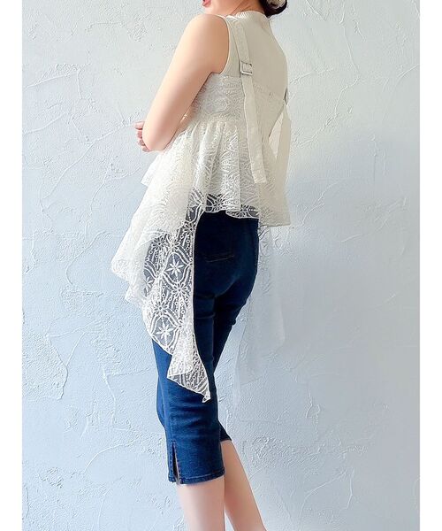 dazzlin（ダズリン）の「レースビッグフリルブラウス（シャツ/ブラウス・レディース・オフホワイト・FREE）」の4枚目の写真