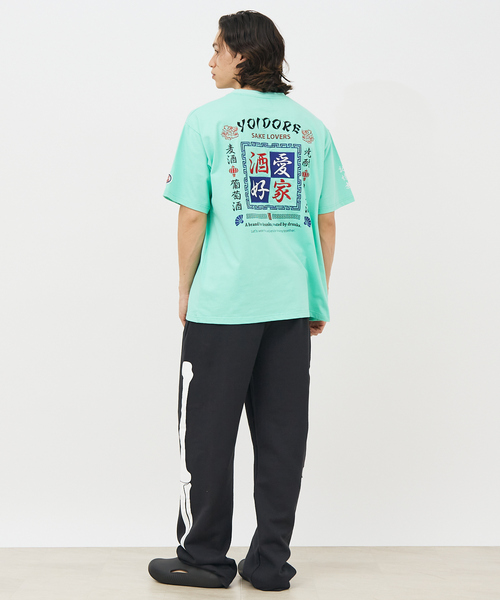 ABAHOUSE(アバハウス)の「【YOIDORE/ヨイドレ 】スーベニアTシャツ/ 酒愛好家/ユニセックス(Tシャツ/カットソー・メンズ・ホワイト系その他/ブラック系その他2/ブラック系その他3/ホワイト系その他2/ホワイト系その他3/ブラック系その他/ライトブルー/ネイビー・M/L)」の17枚目の写真