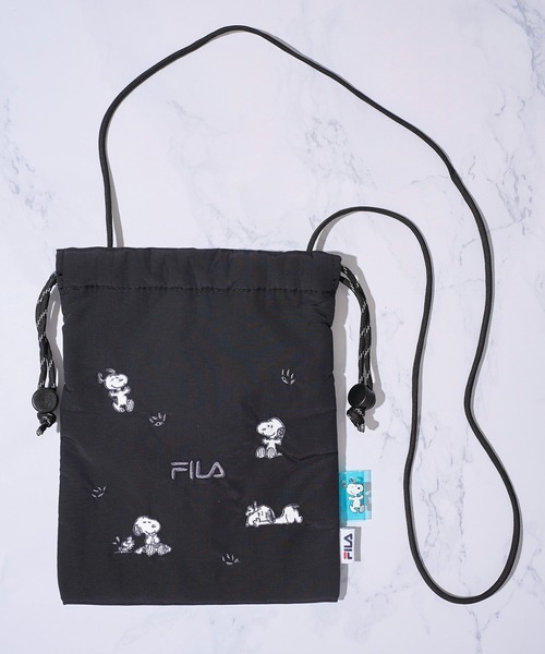 FILA(フィラ)の「【FILA フィラ × PEANUTS】フロント刺繍 ドローストリングミニショルダーバッグ(ショルダーバッグ・レディース・ホワイト/ブラック/シルバー・FREE)」の7枚目の写真