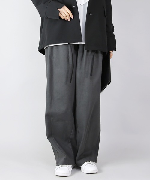 未使用 NO CONTROL AIR 裾タック バルーン イージー パンツ 新品 NO CONTROL AIR コンパクトスパン・ブロード 裾タックパンツ