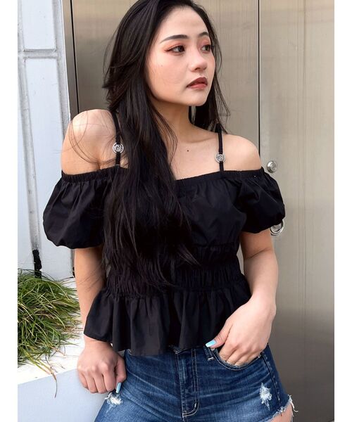 GYDA（ジェイダ）の「GDチャームオフショルブラウス（シャツ/ブラウス・レディース・その他1/ブラック/オフホワイト・FREE）」の16枚目の写真