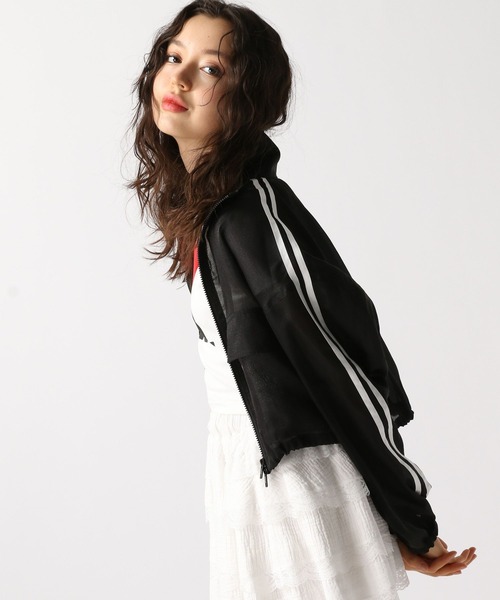 FOREVER 21（フォーエバー トゥエンティーワン）の「【2025SS】LOVETシャツ（Tシャツ/カットソー・レディース・オフホワイト/ブラック/カモフラージュ・FREE）」の12枚目の写真