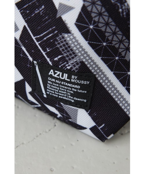 AZUL by moussy(アズールバイマウジー)の「総柄ミニショルダーバッグ(ショルダーバッグ・メンズ・ブラック/ブラック系その他・FREE)」の21枚目の写真