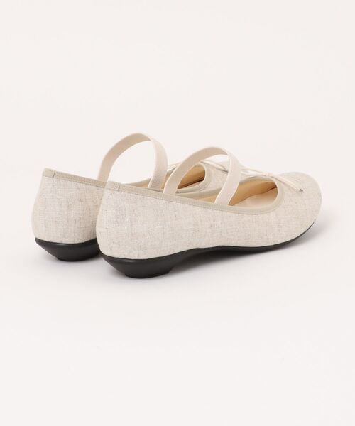 JELLY BEANS(ジェリービーンズ)の「ゴムストラップリボンモールドソールパンプス【Made in Japan】(125-53123)JELLY BEANS(ジェリービーンズ)(パンプス・レディース・グレー/ベージュ/ブラック・24.5/24/23/23.5/22.5)」の4枚目の写真