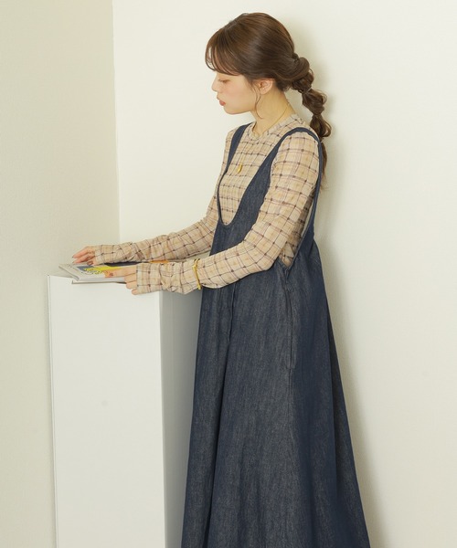 u neck tuck denim jumper skirt /Uネック タック デニム ロング
