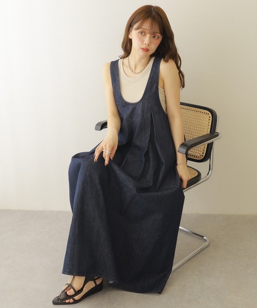 u neck tuck denim jumper skirt /Uネック タック デニム ロング