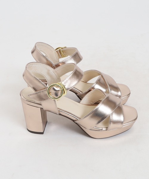 ASTORIA ODIER（アストリアオディール）の「厚底クロスサンダル（サンダル・レディース・ベージュ/ゴールド/アイボリー/ブラック・MEDIUM/LARGE/SMALL）」の7枚目の写真