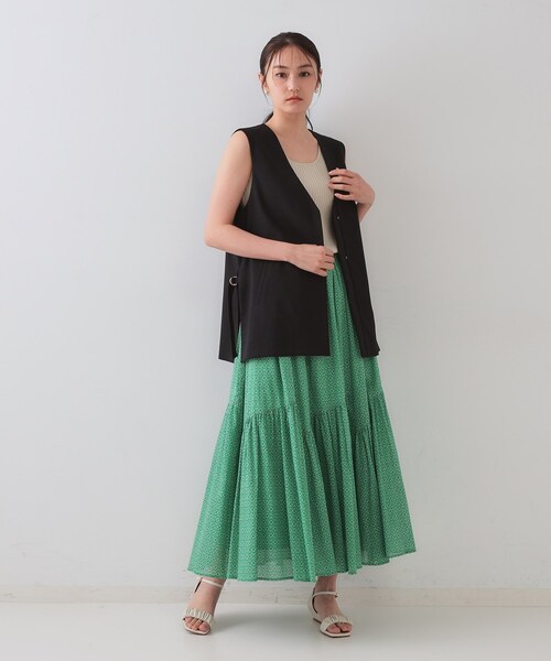 OPAQUE.CLIP（オペークドットクリップ）の「ストレッチVネックジレ/セットアップ対応【UV/接触冷感/洗濯機洗い可/抗ピル】（ベスト・レディース・ブラック/ライトグレー・38/40/42）」の19枚目の写真