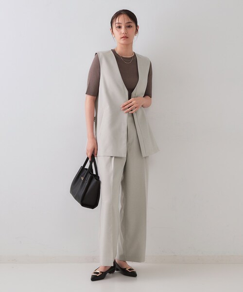 OPAQUE.CLIP（オペークドットクリップ）の「ストレッチVネックジレ/セットアップ対応【UV/接触冷感/洗濯機洗い可/抗ピル】（ベスト・レディース・ブラック/ライトグレー・38/40/42）」の15枚目の写真