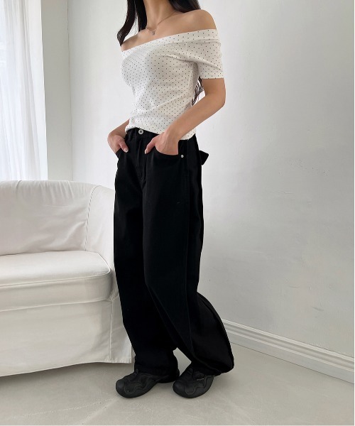 by muni:r（バイ ムニール）の「ドットオフショルダー半袖Tシャツ（Tシャツ/カットソー・レディース・ピンク/ブラック/アイボリー・FREE）」の9枚目の写真