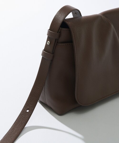 RIVE DROITE（リヴドロワ）の「【MONN.:.(モン)】HAND BAG（ショルダーバッグ・レディース・ブラウン/ネイビー・FREE）」の11枚目の写真