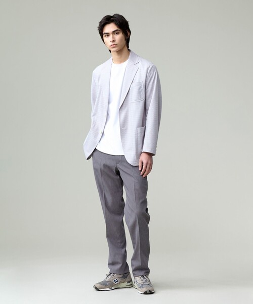 J.PRESS(ジェイプレス)の「温度に寄り添う服。3シーズンこれ1着【調温機能 / 接触冷感】コンフォーマークルーネック Tシャツ(Tシャツ/カットソー・メンズ・ネイビー系/ベージュ系/ホワイト系・MEDIUM/X-LARGE/LARGE)」の10枚目の写真