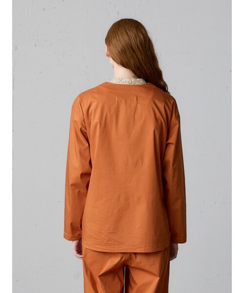 MidiUmi（ミディウミ）の「MidiUmi TWO&MOREカーディガンジャケット（ダウンジャケット/コート・レディース・ネイビー/オレンジ・FREE）」の8枚目の写真