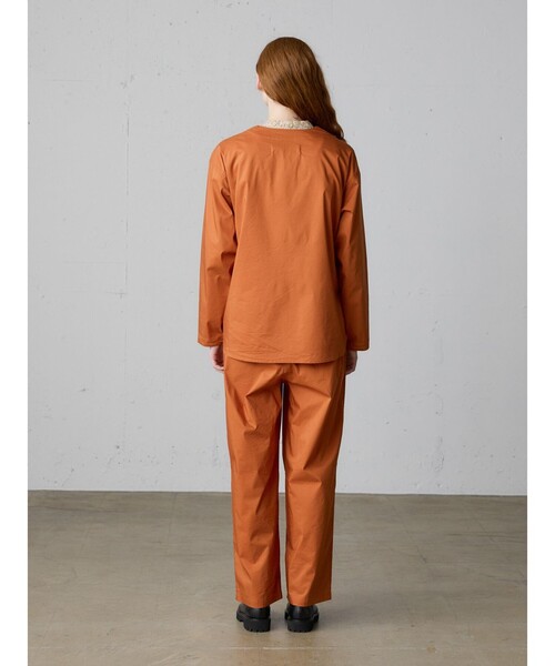 MidiUmi（ミディウミ）の「MidiUmi TWO&MOREカーディガンジャケット（ダウンジャケット/コート・レディース・ネイビー/オレンジ・FREE）」の13枚目の写真