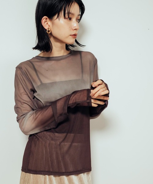 On グラデーション ノースリーブTシャツ GRANCY（グランシー）の「【GRANCY】Shirring Design Rhinestone