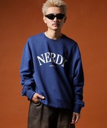 NERDY（ノルディ）の「セリフアーチロゴスウェットシャツ（スウェット）」