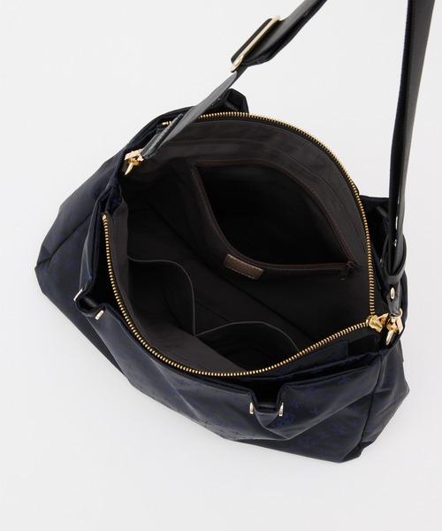 russet（ラシット）の「ナイロン三層2WAYトートバッグ（トートバッグ・レディース・ライトグレー/ブラック/ブラック×ブルー/キナリ・FREE）」の11枚目の写真