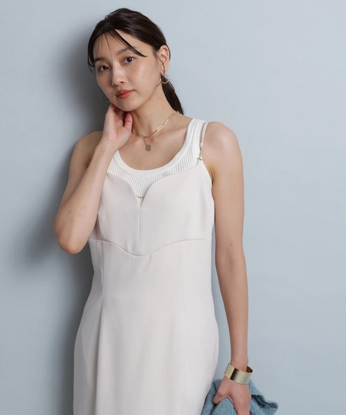 JUSGLITTY（ジャスグリッティー）の「Ｉラインキャミワンピース（ワンピース・レディース・オフホワイト/ブラック/ブラウン/キャメル・2/1/0）」の15枚目の写真