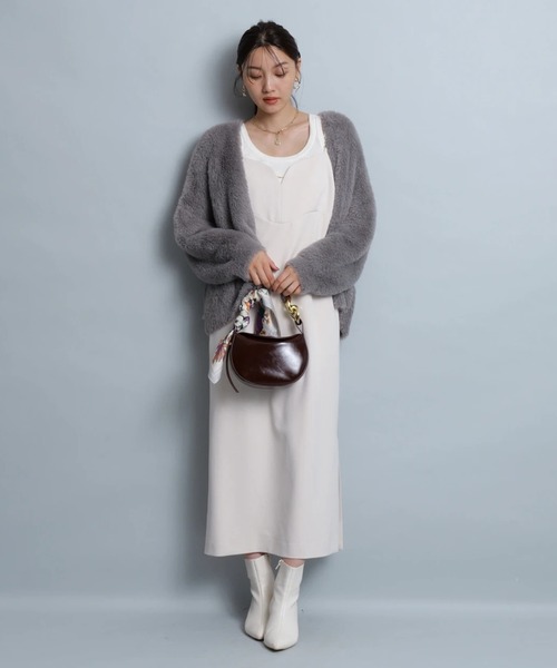 JUSGLITTY（ジャスグリッティー）の「Ｉラインキャミワンピース（ワンピース・レディース・オフホワイト/ブラック/ブラウン/キャメル・2/1/0）」の17枚目の写真