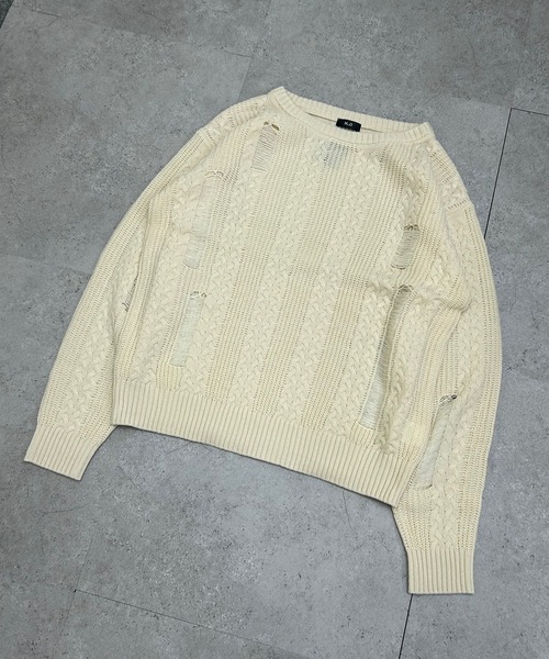 MandO(エムオー)(エムオー)の「オーバーサイズダメージケーブルニット(ニット/セーター・メンズ・チャコールグレー/アイボリー・LARGE/MEDIUM)」の11枚目の写真
