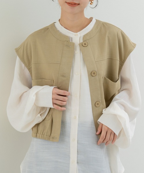 refinedworks(リファインドワークス)の「【refinedworks】旬のレイヤード にぴったりな 万能ベスト(ベスト・レディース・カーキ/ネイビー/ベージュ・FREE)」の2枚目の写真