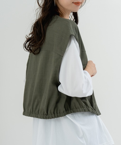 refinedworks(リファインドワークス)の「【refinedworks】旬のレイヤード にぴったりな 万能ベスト(ベスト・レディース・カーキ/ネイビー/ベージュ・FREE)」の10枚目の写真