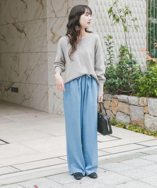 ITEMS URBANRESEARCH(アイテムズ アーバンリサーチ)の「『洗濯可』アウトリンキングVネックニット(ニット/セーター・レディース・パープル/ホワイト系その他/ブラック/オフホワイト/ライトグレー/ミント・FREE)」の15枚目の写真