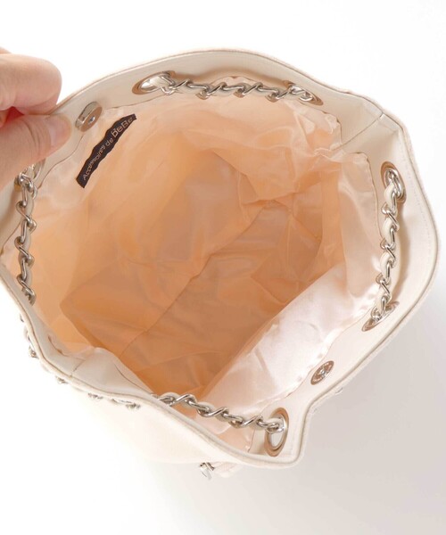 BeBe（ベベ）の「キルティングベロア2wayバケットバッグ（ショルダーバッグ・キッズ・ベージュ/ピンク・FREE）」の18枚目の写真