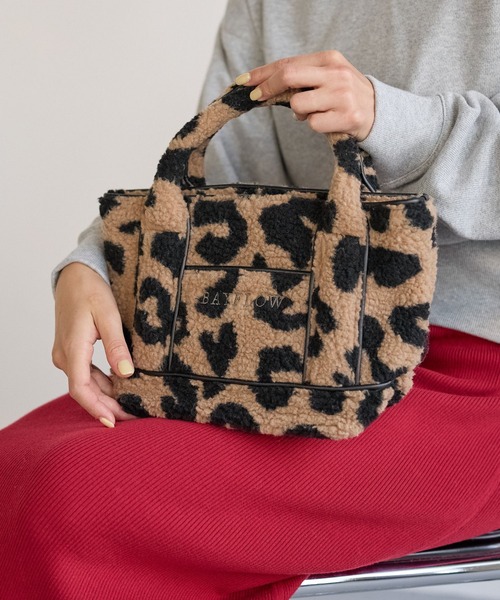 BAYFLOW（ベイフロー）の「レオパードボアロゴトートS（トートバッグ