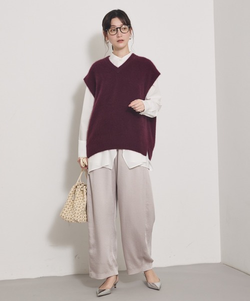 qualite(カリテ)の「ジョーゼットサテンワイドパンツ/バーガンディ/バレルパンツ(その他パンツ・レディース・ボルドー/ピンクベージュ/ブラック・36/38)」の12枚目の写真