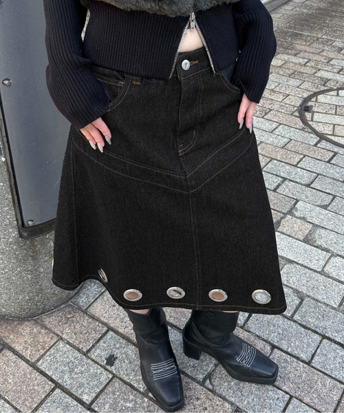 sedacle girl（セダクルガール）の「アイレットデニムミディスカート（デニムスカート・レディース・ブラック/インディゴブルー・MEDIUM/SMALL）」の2枚目の写真