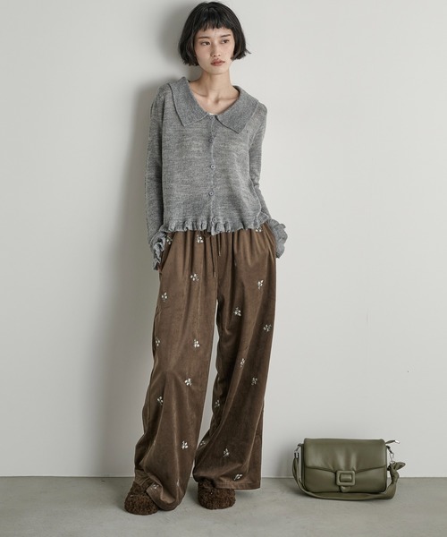 フラワーエンブロイダリーベロアイージーパンツ（その他パンツ）｜THE