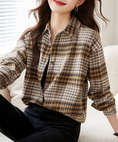ONEP STAR(ワンピスター)の「レギュラーカラーチェック柄シャツ(シャツ/ブラウス・レディース・ブラウン/ブルー・MEDIUM/X-LARGE/LARGE)」の2枚目の写真