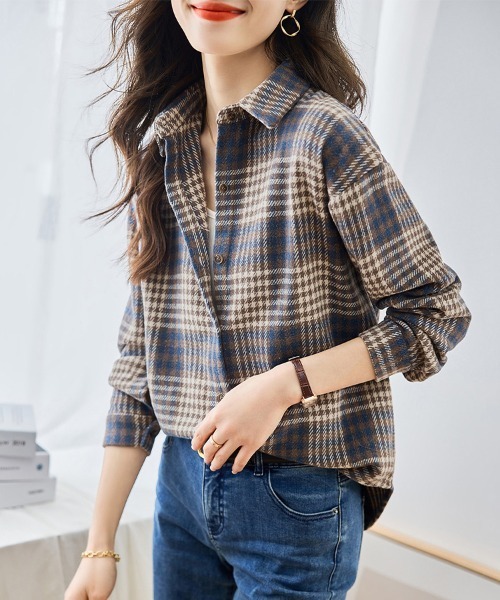 ONEP STAR(ワンピスター)の「レギュラーカラーチェック柄シャツ(シャツ/ブラウス・レディース・ブラウン/ブルー・MEDIUM/X-LARGE/LARGE)」の4枚目の写真