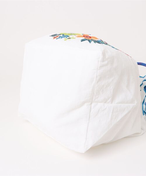 MAZEMAZE（マゼマゼ）の「8begin bag(Sサイズ)（トートバッグ・レディース・ベージュ/イエロー/インディゴブルー/パープル/ホワイト/ホワイト系その他/レッド/ブラック/ブルーグリーン/サックスブルー/ナチュラル・FREE）」の13枚目の写真