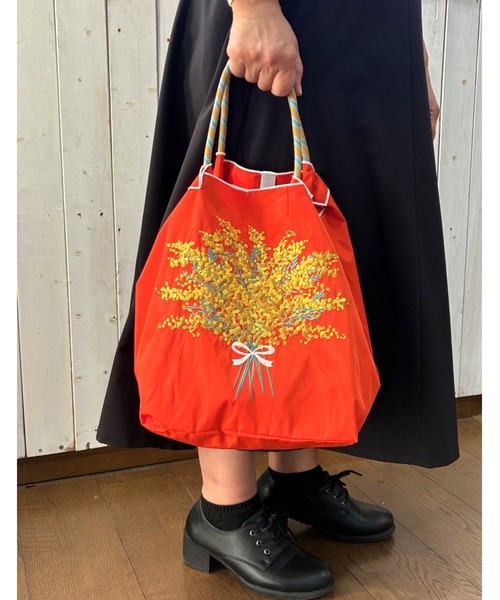 MAZEMAZE（マゼマゼ）の「8begin bag(Sサイズ)（トートバッグ・レディース・ベージュ/イエロー/インディゴブルー/パープル/ホワイト/ホワイト系その他/レッド/ブラック/ブルーグリーン/サックスブルー/ナチュラル・FREE）」の11枚目の写真