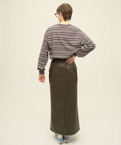 AMERICAN HOLIC（アメリカンホリック）の「PENNEY'S レトロボーダーロングTシャツ（Tシャツ/カットソー・レディース・チャコールグレー/ブラウン/ネイビー・FREE）」の19枚目の写真