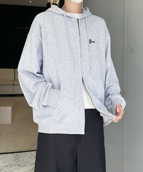 FVLMEN(フルメン)の「【FVLMEN】onepoint logo embroidery short W zip parka/ワンポイント ロゴ 刺繍 短丈 ダブル ジップ パーカー(パーカー・メンズ・グレー/ブラック/ネイビー・MEDIUM/LARGE)」の15枚目の写真