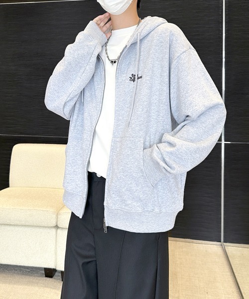 FVLMEN(フルメン)の「【FVLMEN】onepoint logo embroidery short W zip parka/ワンポイント ロゴ 刺繍 短丈 ダブル ジップ パーカー(パーカー・メンズ・グレー/ブラック/ネイビー・MEDIUM/LARGE)」の21枚目の写真