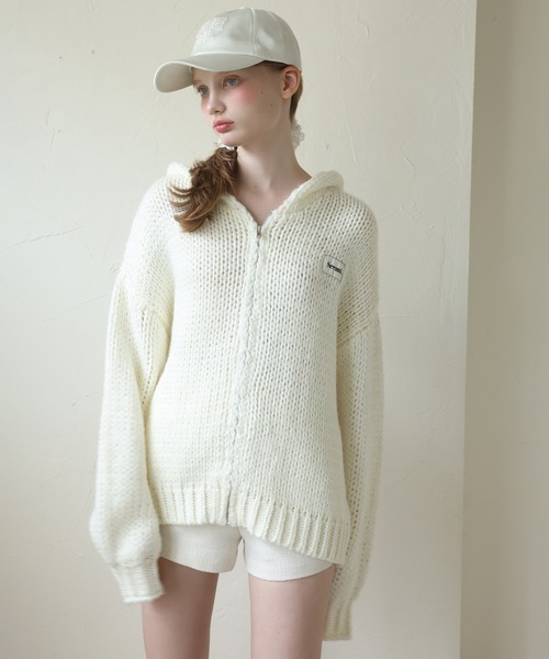 Seemi. byNICECLAUP（ シーミーバイナイスクラップ）の「【Seemi.】ZIPニットパーカー（ニット/セーター・レディース・ピンクベージュ/ブラック/オフホワイト・FREE）」の14枚目の写真