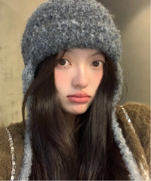 Burner(バーナー)の「【OKUOKU 0909】耳あて付き ニット帽 oku-bosi-4-19(ニットキャップ/ビーニー・レディース・ダークブラック/ブラウン系その他/パープル系その他/ライトグレー・FREE)」の2枚目の写真