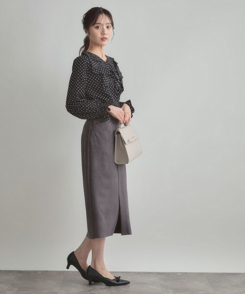 couture brooch(クチュールブローチ)の「【洗える・ストレッチ・通勤】スエード調ダンボールIラインスカート(スカート・レディース・ライトグレー/チャコールグレー/ボルドー・36/38/40/42)」の15枚目の写真